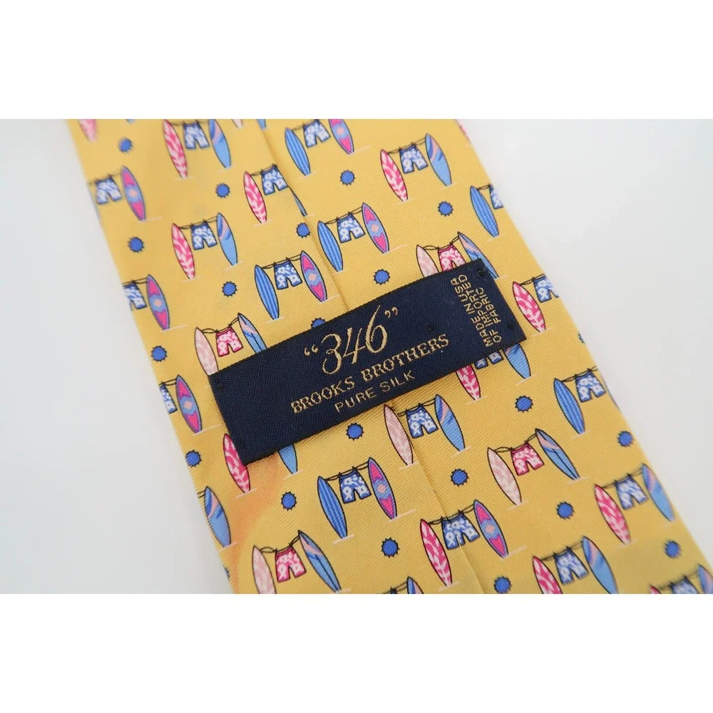 Brooks Brothers Mens Silk Necktie Tie Yellow Surfboards‎ Beach Surf USA Made New